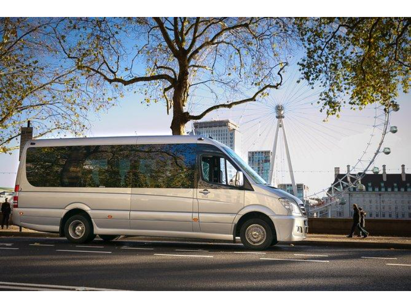 Exploring London In Style: Benefits Of Hiring A Coach For Sightseeing