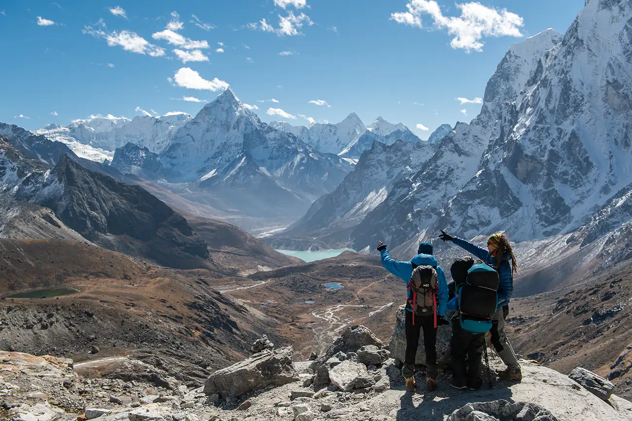 A Thrilling Himalayan Expedition: Island Peak Climbing Meets Cho La Pass Trek